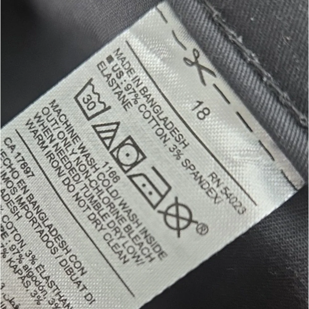 OLD NAVY Crop Capri Chino Pants‎ Womens 18 Charcoal Gray Comfort Stretch NEW